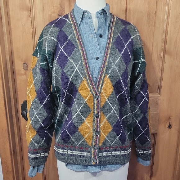 GAP Sweaters - Vintage Wool Argyle Cardigan